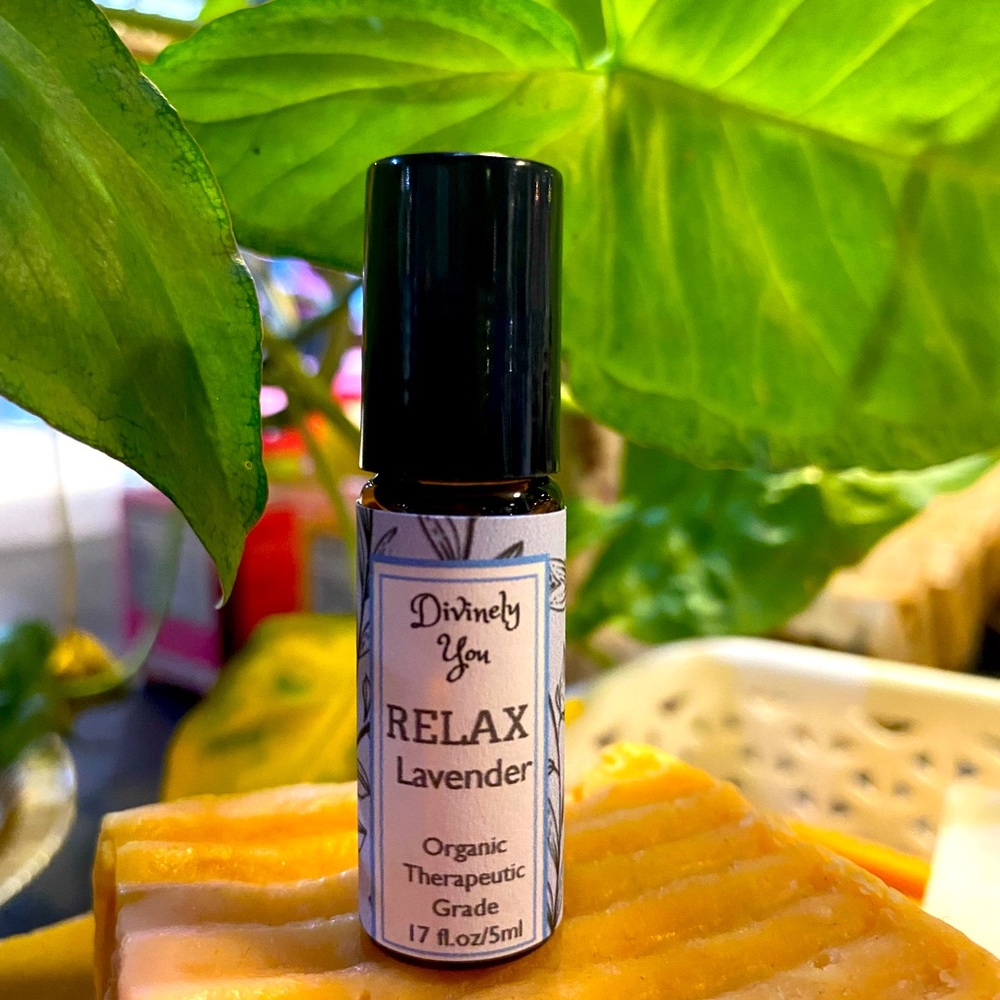 Lavender Essential Oil Roll-on (Organic and Therapeutic Grade)